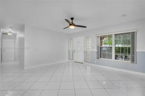 1915 N 28th Avenue Hollywood FL 33020