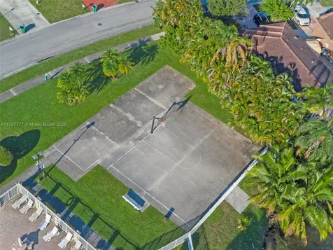 5331 NW 189th Street Miami Gardens FL 33055