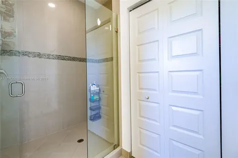 19115 NE 8th Court Miami FL 33179
