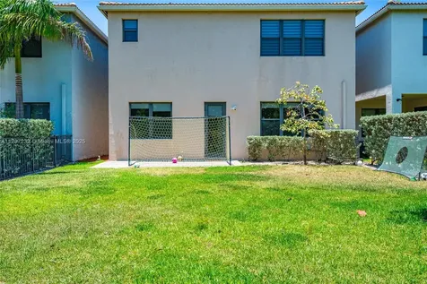 19115 NE 8th Court Miami FL 33179