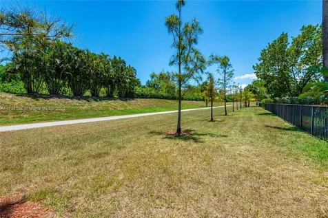 19115 NE 8th Court Miami FL 33179