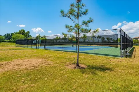 19115 NE 8th Court Miami FL 33179