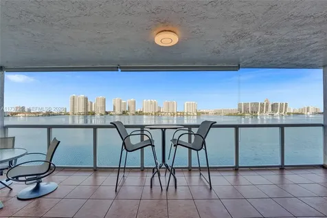 17700 N Bay Road Sunny Isles Beach FL 33160