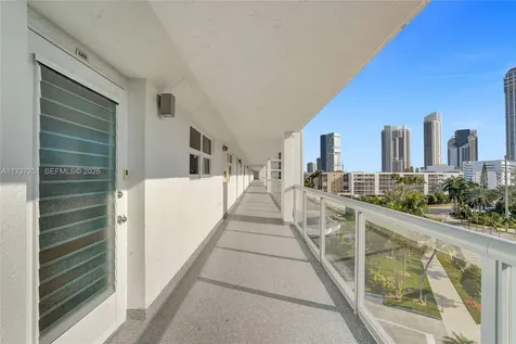 17700 N Bay Road Sunny Isles Beach FL 33160