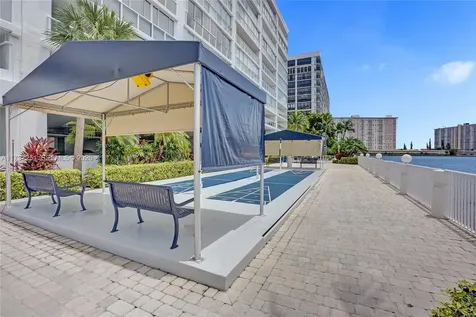 17700 N Bay Road Sunny Isles Beach FL 33160