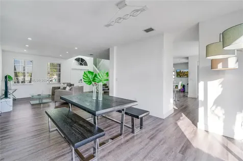 15422 SW 41st Terrace Miami FL 33185