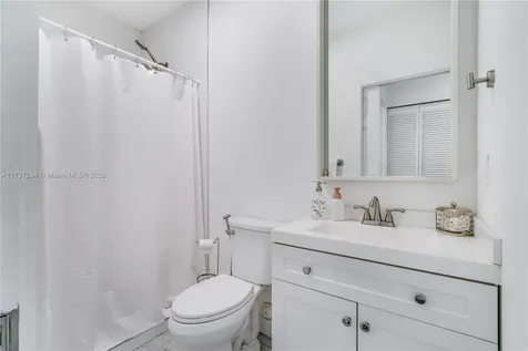 15422 SW 41st Terrace Miami FL 33185