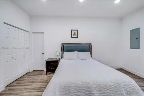 15422 SW 41st Terrace Miami FL 33185