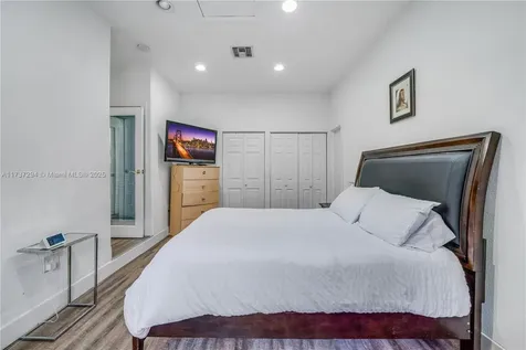 15422 SW 41st Terrace Miami FL 33185