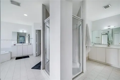 15422 SW 41st Terrace Miami FL 33185