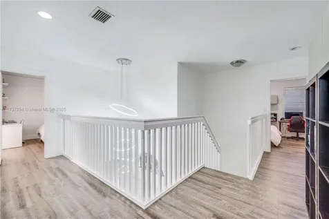 15422 SW 41st Terrace Miami FL 33185