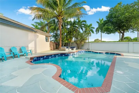 15422 SW 41st Terrace Miami FL 33185