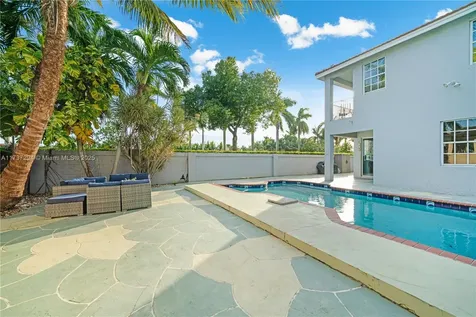15422 SW 41st Terrace Miami FL 33185