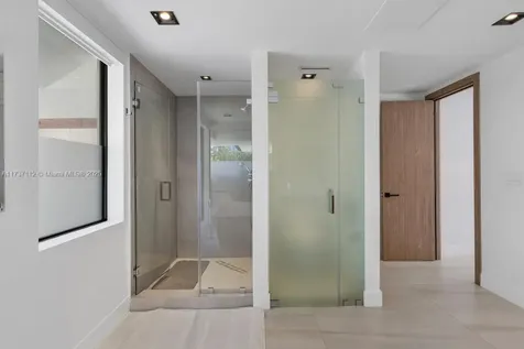607 Palm Drive Hallandale Beach FL 33009