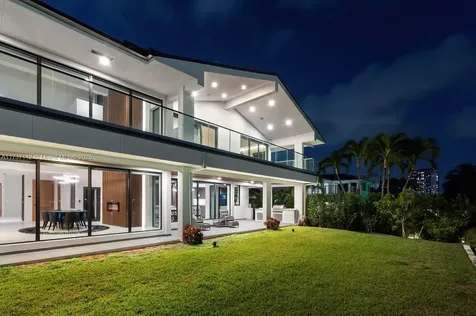 607 Palm Drive Hallandale Beach FL 33009