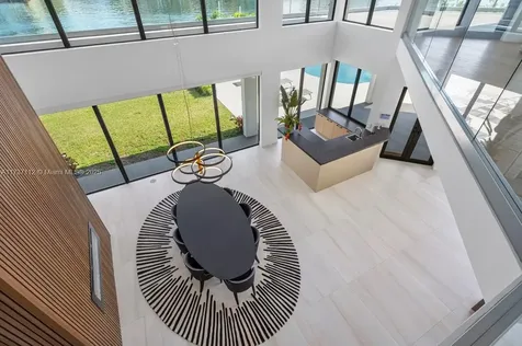 607 Palm Drive Hallandale Beach FL 33009