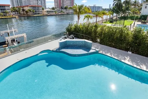607 Palm Drive Hallandale Beach FL 33009