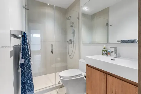 607 Palm Drive Hallandale Beach FL 33009