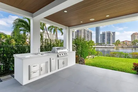 607 Palm Drive Hallandale Beach FL 33009