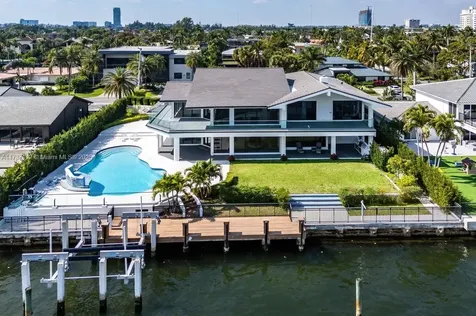 607 Palm Drive Hallandale Beach FL 33009