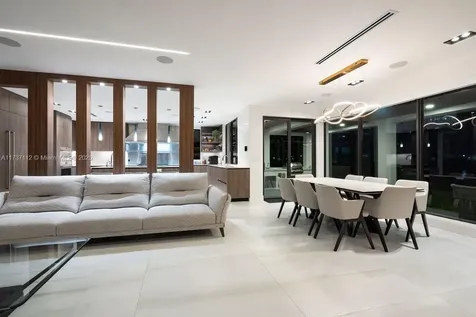 607 Palm Drive Hallandale Beach FL 33009