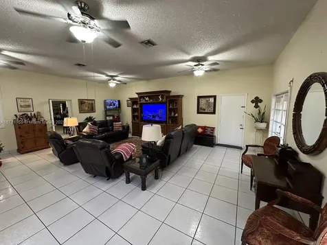 456 Palmetto Drive Miami Springs FL 33166