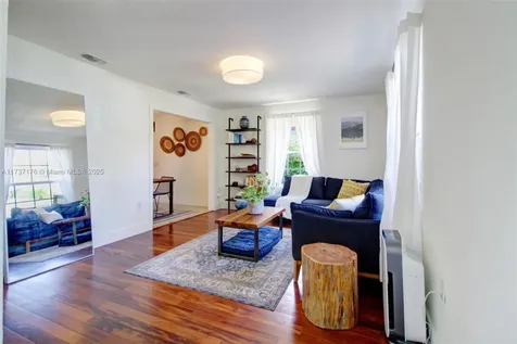 4456 SW 10th Street Miami FL 33134