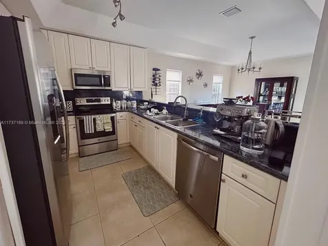 1620 NE 36th Avenue Homestead FL 33033