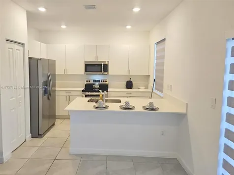 2669 SE 10th Street Homestead FL 33035
