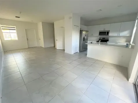 2669 SE 10th Street Homestead FL 33035