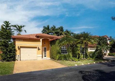 21507 SW 90th Court Cutler Bay FL 33189