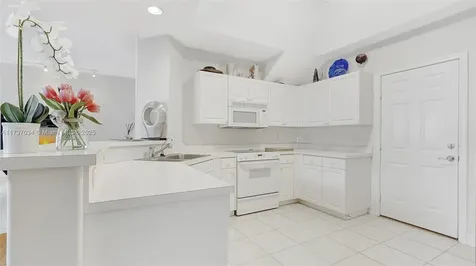 20910 NE 30th Place Aventura FL 33180
