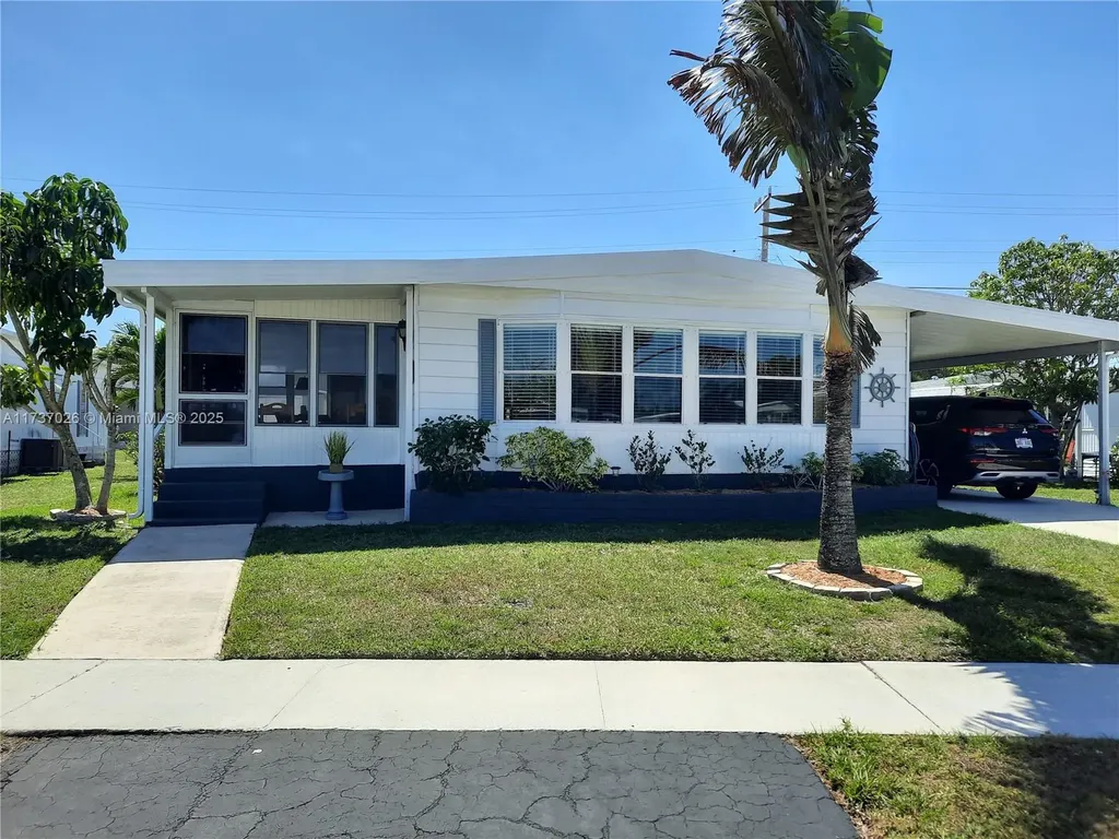 4218 Meadow View Drive Boynton Beach FL 33436