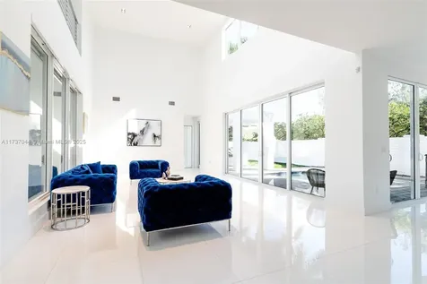 10220 NW 74th Terrace Doral FL 33178