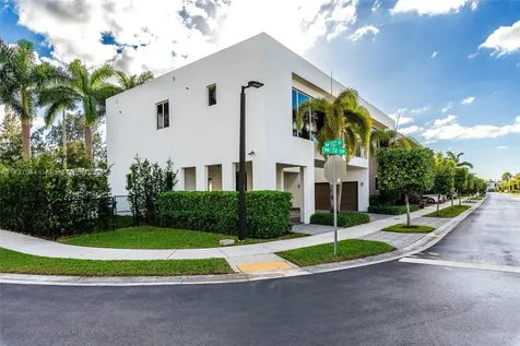 10220 NW 74th Terrace Doral FL 33178