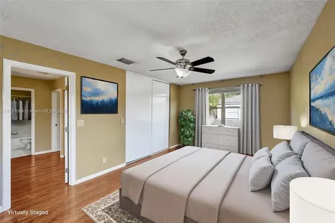 10801 NW 12th Place Plantation FL 33322