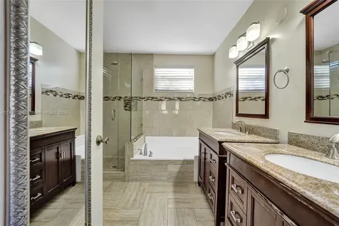 10801 NW 12th Place Plantation FL 33322