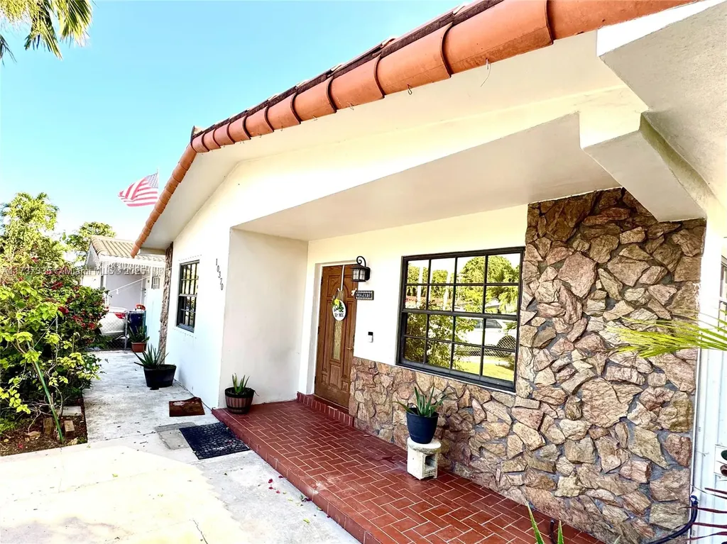 10370 SW 26th Street Miami FL 33165