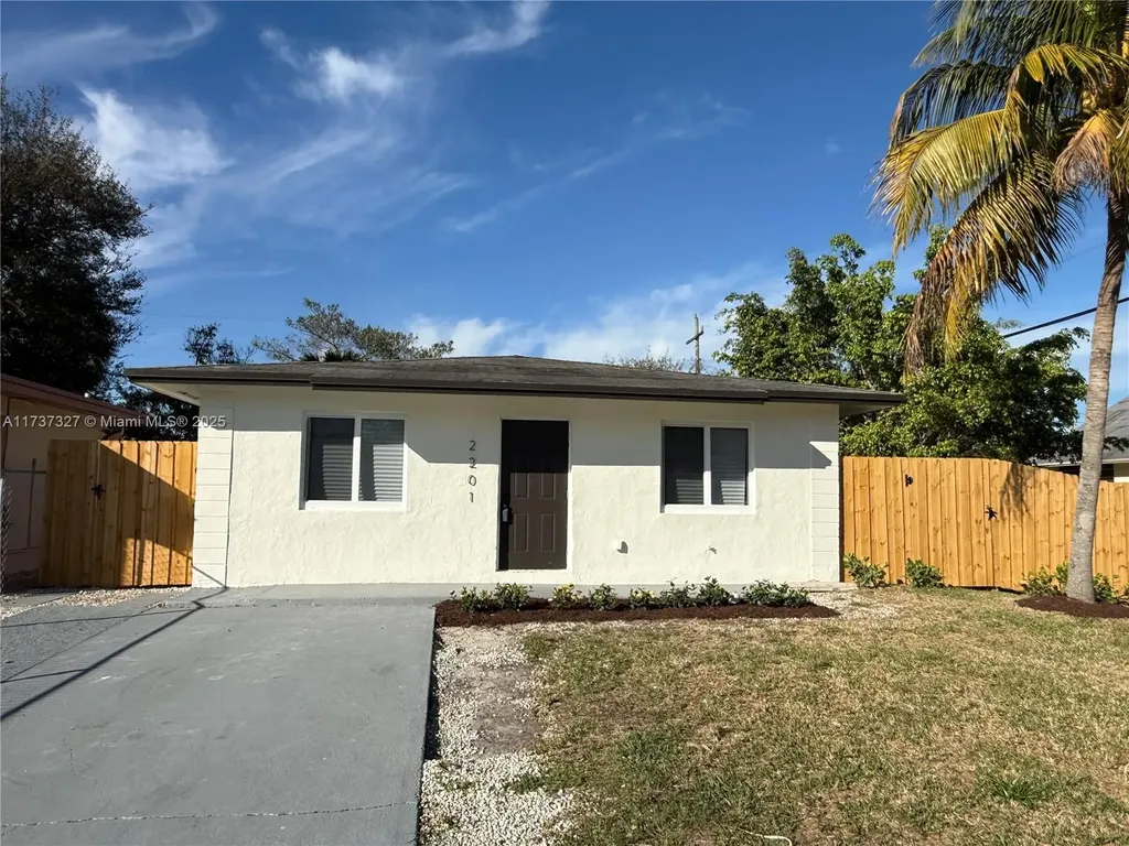 2201 NW 6th Court Fort Lauderdale FL 33311