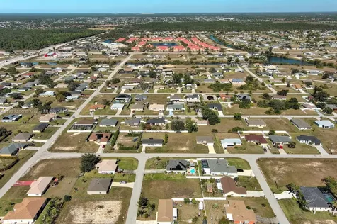 2013 NE 18th Avenue Cape Coral FL 33909