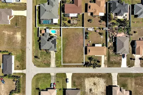 2013 NE 18th Avenue Cape Coral FL 33909