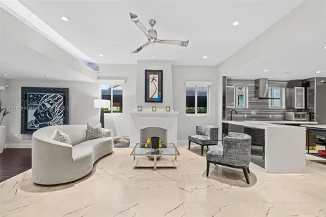 3175 Sheridan Avenue Miami Beach FL 33140