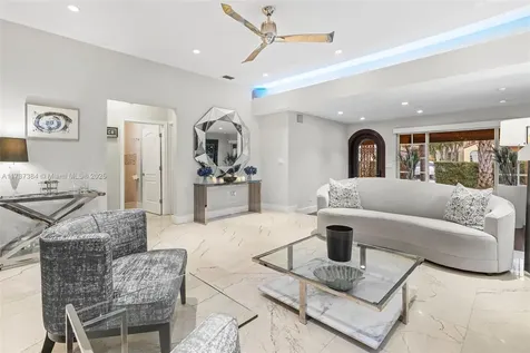 3175 Sheridan Avenue Miami Beach FL 33140