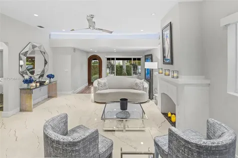 3175 Sheridan Avenue Miami Beach FL 33140