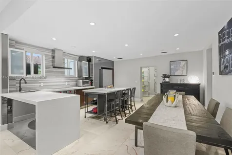 3175 Sheridan Avenue Miami Beach FL 33140