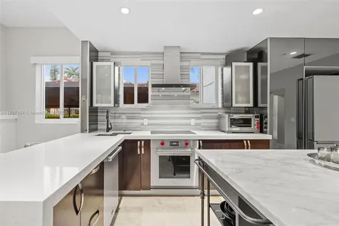 3175 Sheridan Avenue Miami Beach FL 33140