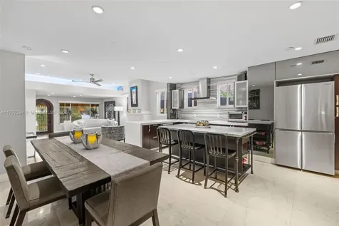 3175 Sheridan Avenue Miami Beach FL 33140