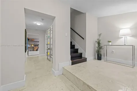 3175 Sheridan Avenue Miami Beach FL 33140