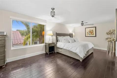 3175 Sheridan Avenue Miami Beach FL 33140