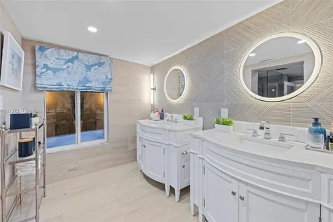 3175 Sheridan Avenue Miami Beach FL 33140